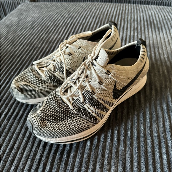 Nike | Flyknit Trainer - Picture 2 of 5